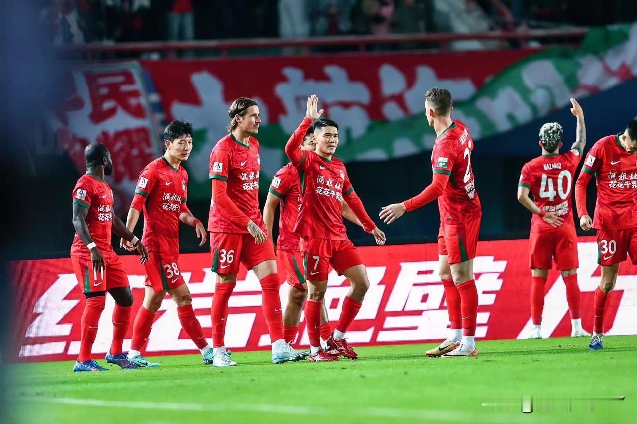 奉劝大家一句
别对国安足协杯决赛有太大期待
不是不希望他们拿冠军，而是
这次河南