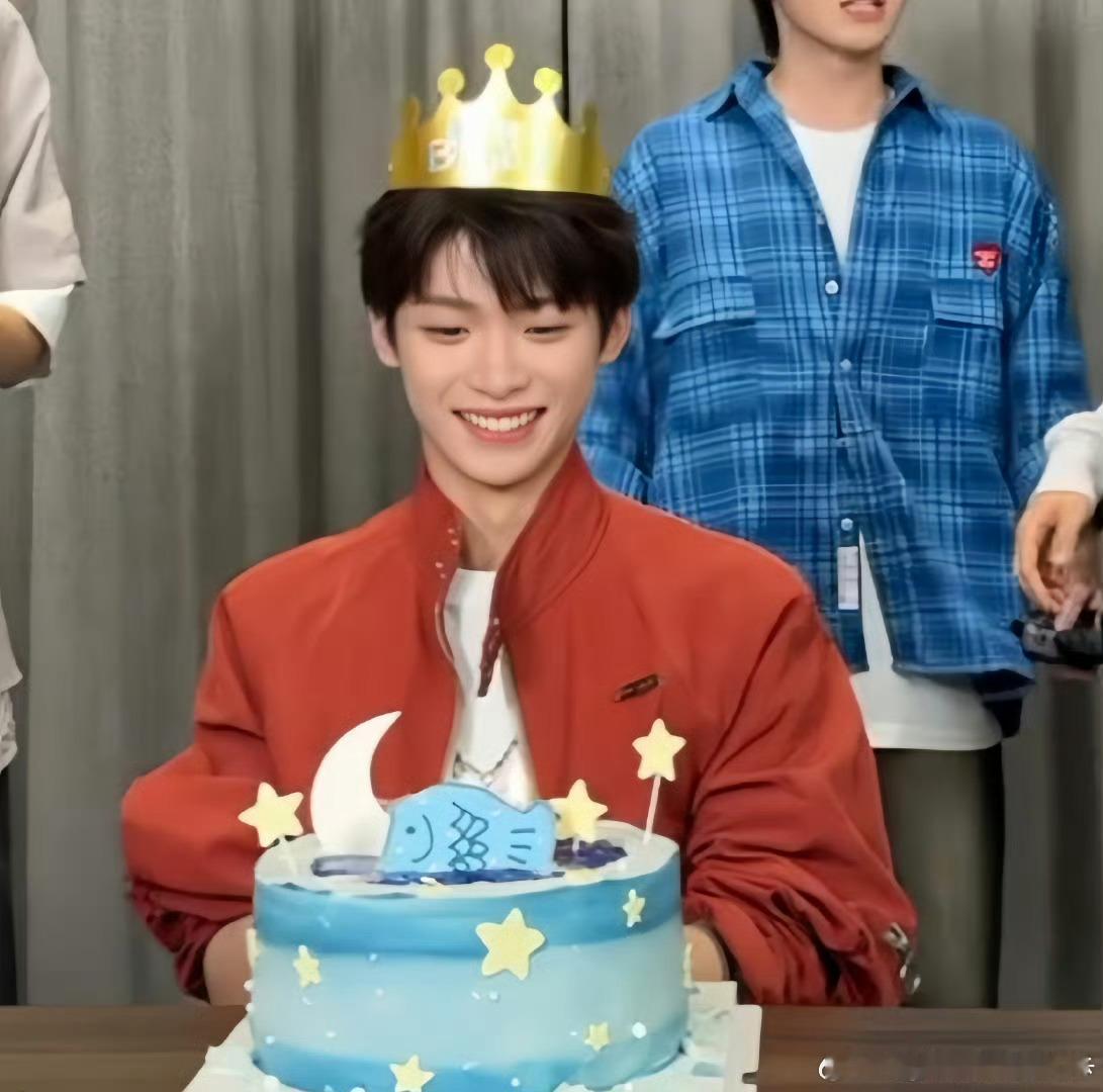 牛在在给梓渝准备生日惊喜牛在在给梓渝过生日 ​​​明白了 ​​​