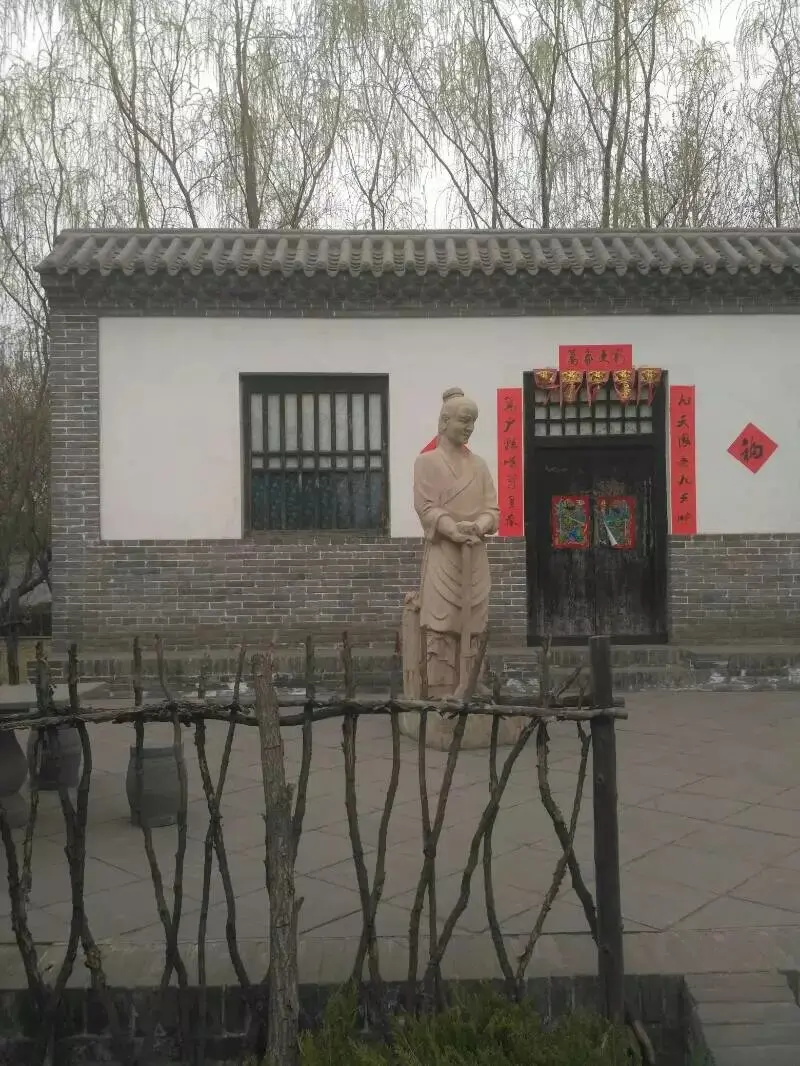 公园人物雕塑 中国历史文化遗产 千年古槐树 古文化探秘
