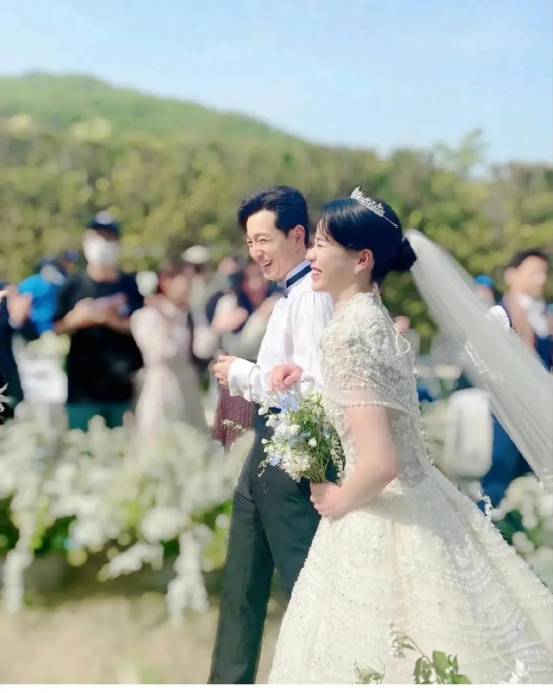 黑暗荣耀让林智妍登上了事业的巅峰，没想到这样的恶女角色，成就了一个女演员，看看妍