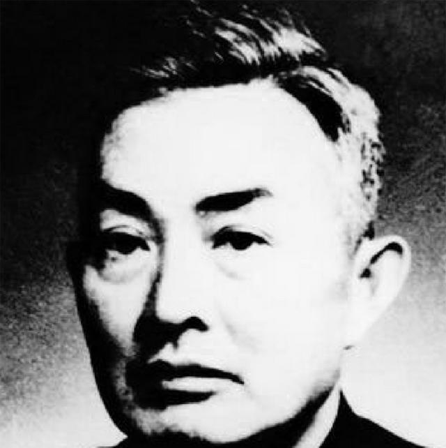 1952年，在外十多年的陈昌浩终于返回了祖国，可眼前的一切早已物是人非，妻子张琴