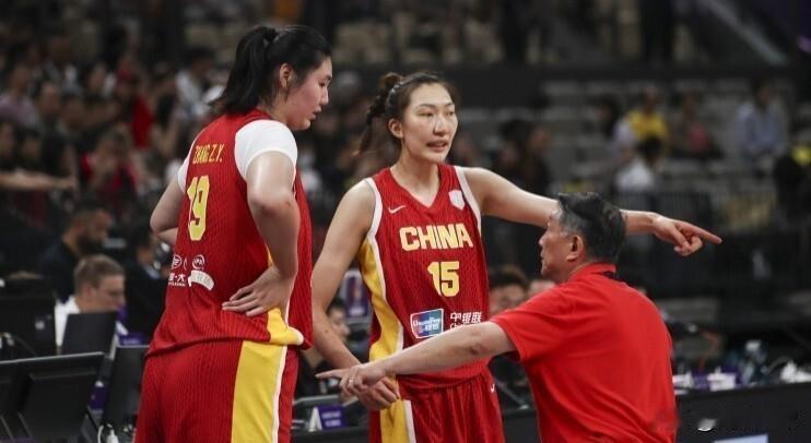 不负众望输球了！输给美国队33分，中国女篮遭开门黑，出线压力山大，因为日本那边赢