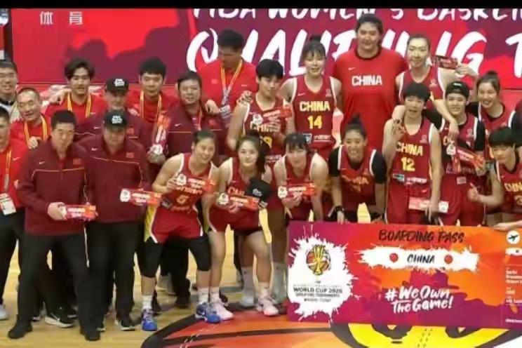 女篮没有扛大旗的材料哇！关键的球放在前几名队员谁的手里都差不多，一个球队没有这种