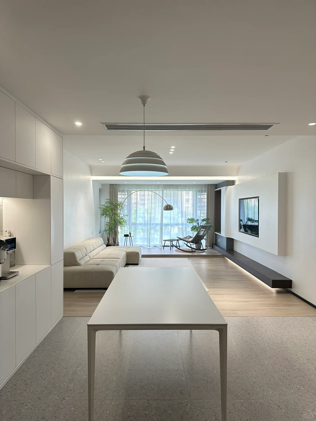 我妈说，房子装修好了不要发朋友圈