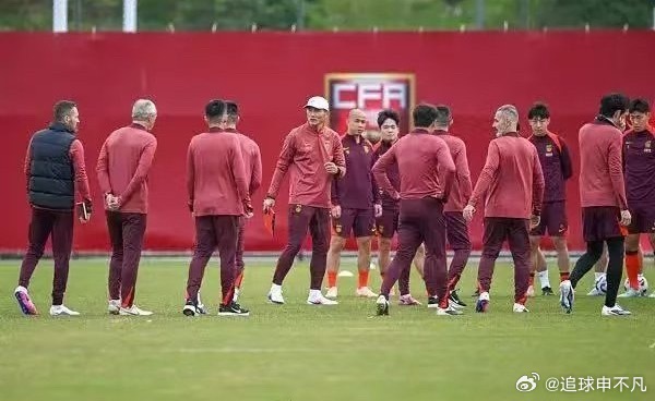 中国国家男子足球队将于6月3日从上海启程飞往新加坡（狮城），全力备战6月5日客场