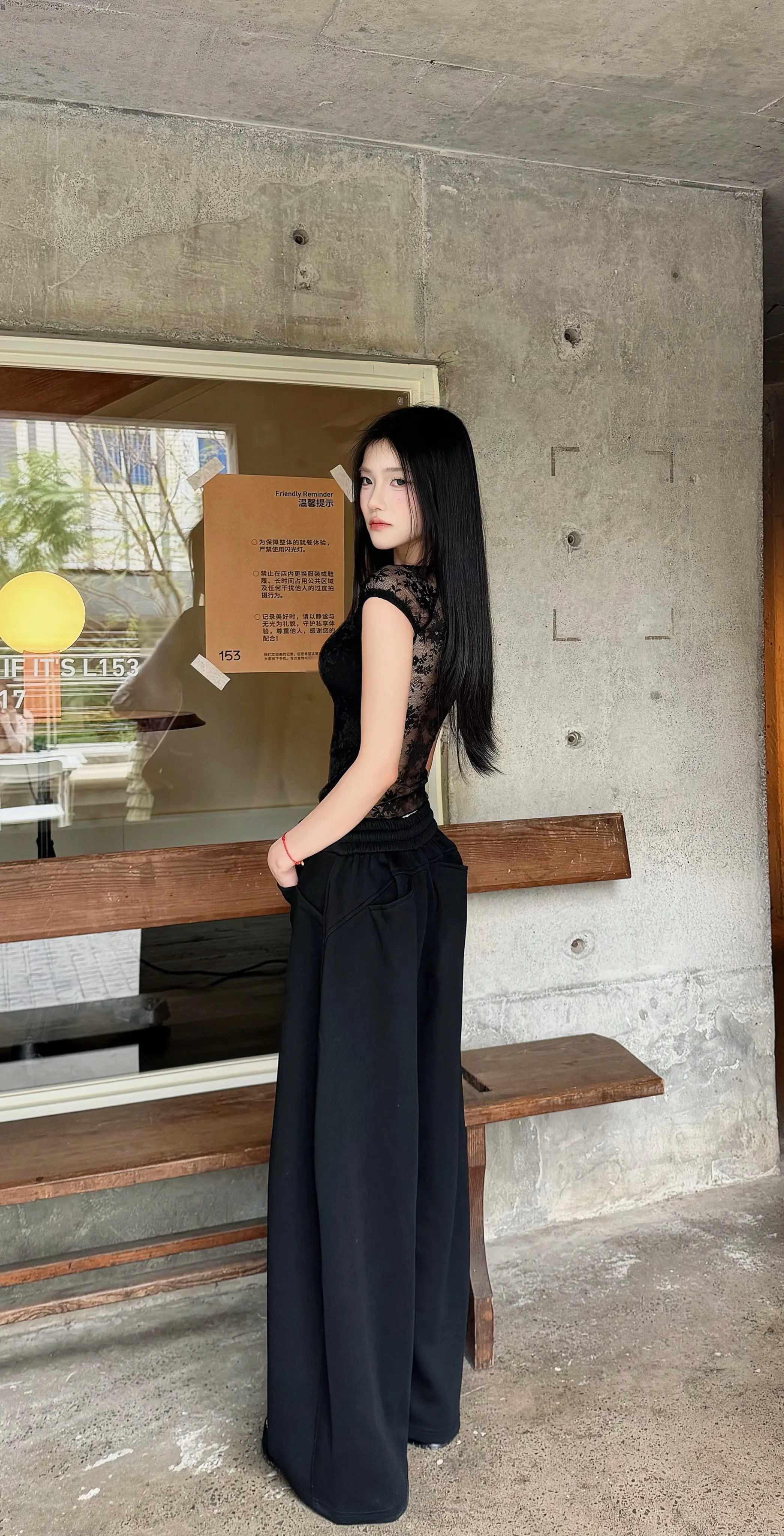 我活着不需要任何人点头  我做事就是为了取悦我自己.