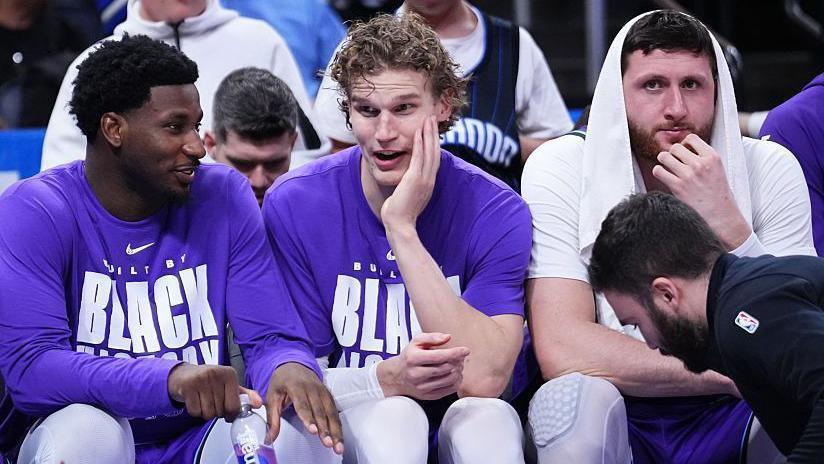 摆烂不能明目张胆，要靠演技。
爵士队的伤病终于轮到马尔卡宁了，据爵士队记Kevi