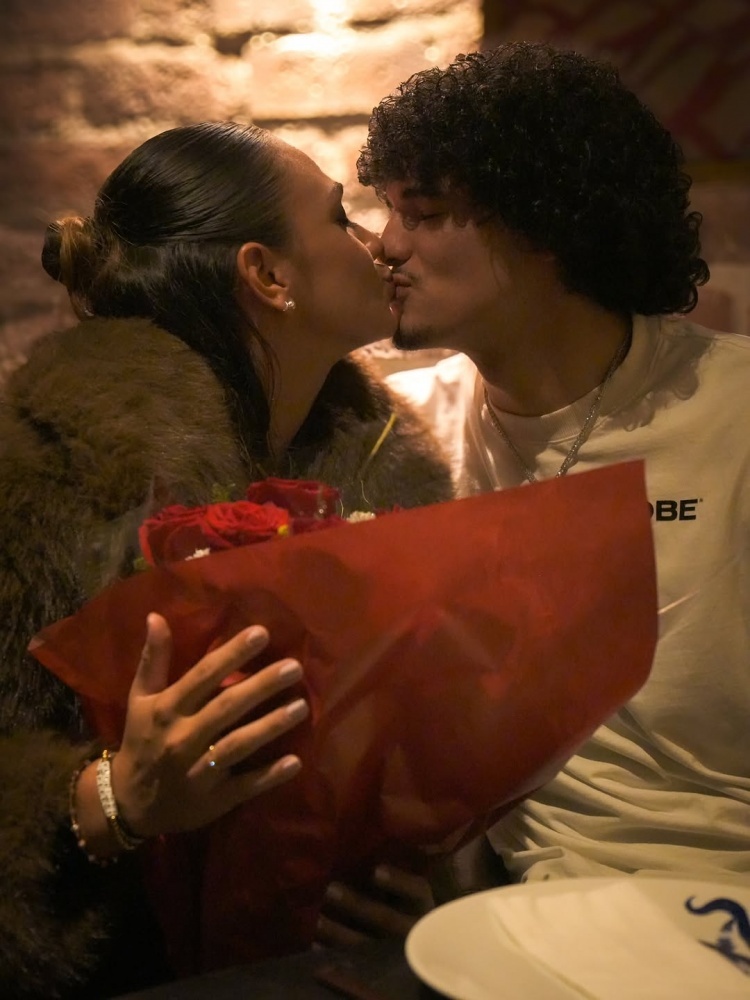 大哥，不要沉迷美色，明天好好打，你还得防卡子呢 nba吐槽大会勇士vs快船金州勇