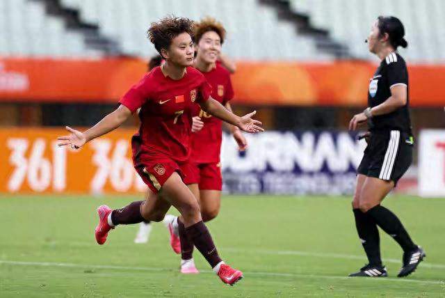 亚运女足半决赛中国VS朝鲜，传来3好1坏消息，中国队有望晋级