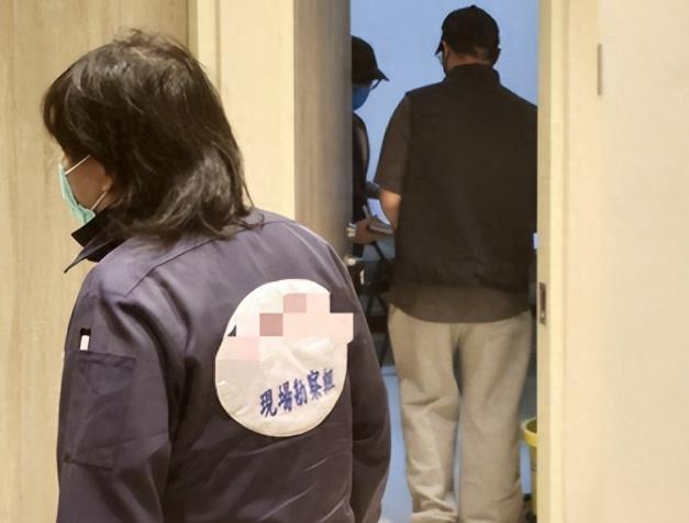 琼瑶她的书属于浪漫爱情型，跟现实不太搭界。建议看完琼瑶看路遥，从浪漫到现实，综合
