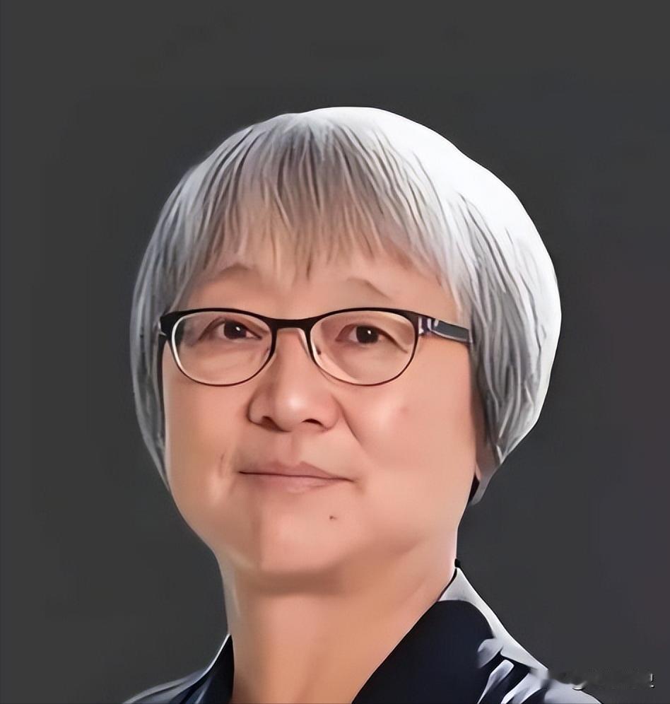 1977年上海“高考状元”袁钧瑛，公派留美拒不回国，可是她在美国深修40年后，却