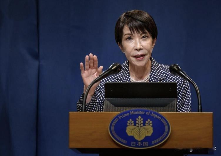 一个手上沾着历史的血、至今没擦干净的国家，现在要教别人什么叫“国际规则”了。
 