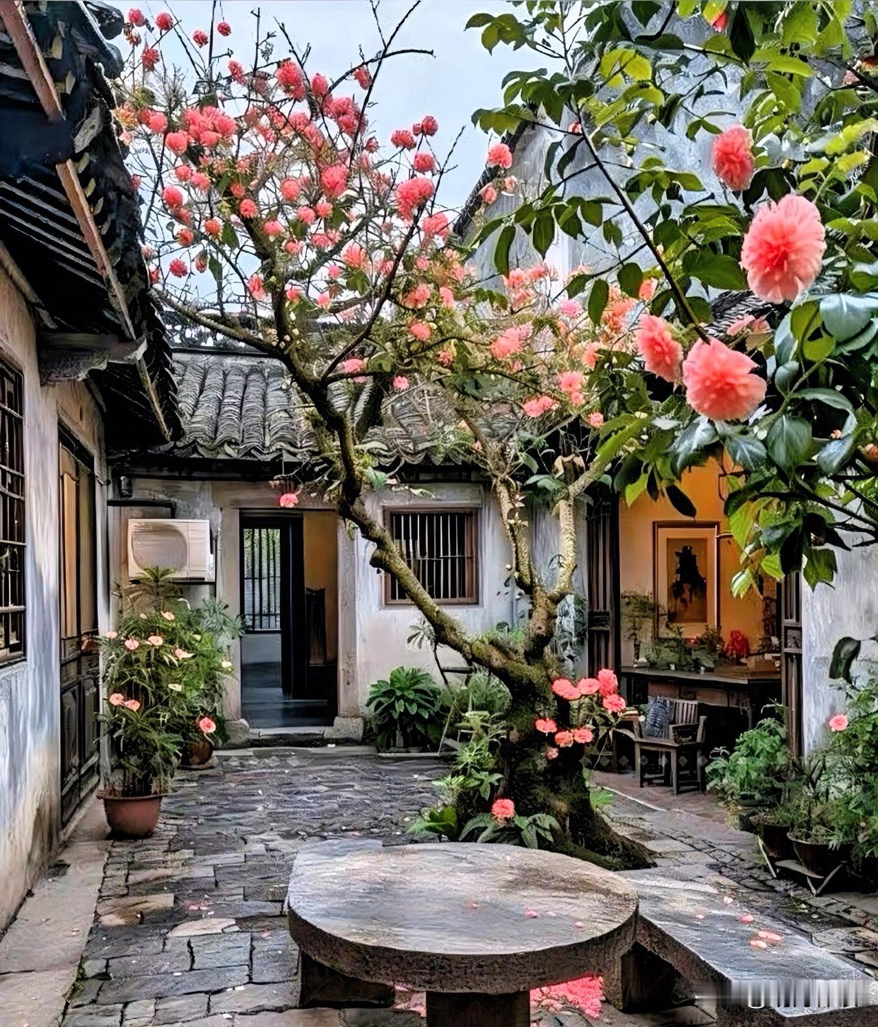 一位著名医生说过：
"奉劝大家！！一定要多睡觉，睡好觉，中医说，睡觉就是重启！天