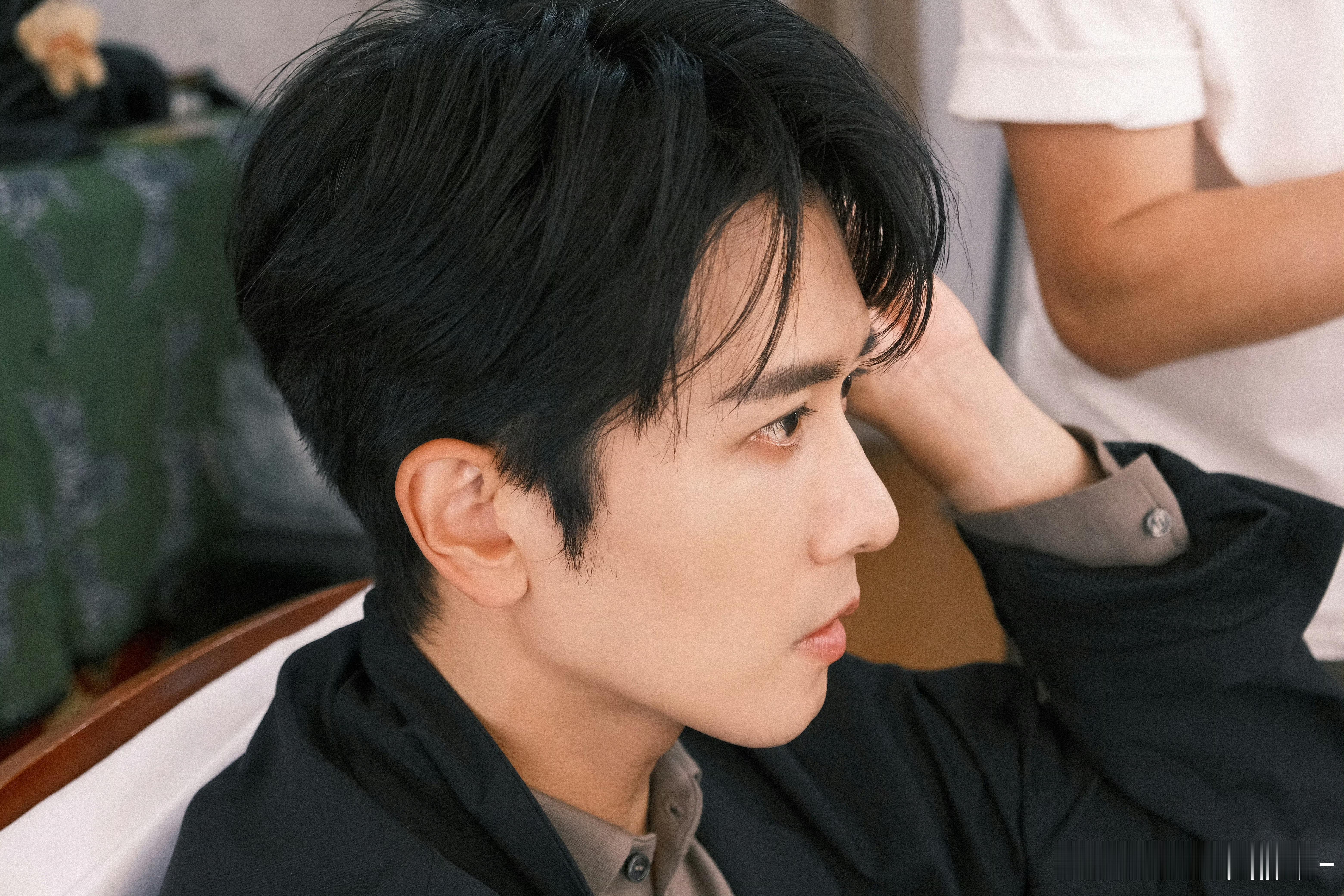 彭冠英˗ˋˏ♡ˎˊ˗彭冠英吕逐┊彭冠英海边的秘密┊向全世界安利彭冠英      