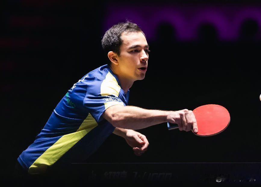 世界杯冠军的日子也不好过啊。

十万个没想到，多哈冠军赛首轮，雨果竟然被老将奥恰