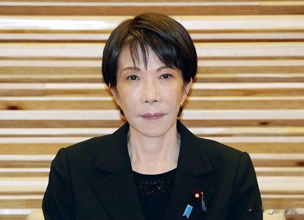 日本首相高市早苗就要发文说：“今天，我与卡塔尔埃米尔塔米姆举行了电话会谈。

我