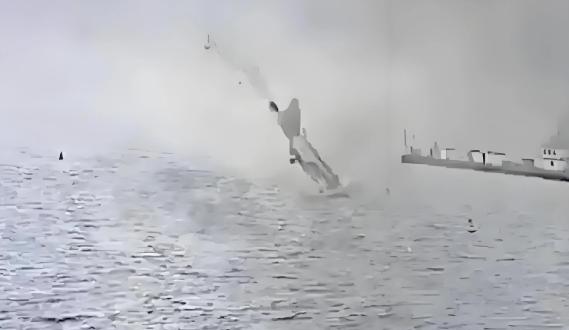 为什么美军在南海坠机后就立刻返航？美军在南海坠机后急着返航，核心就是两个字：怕了