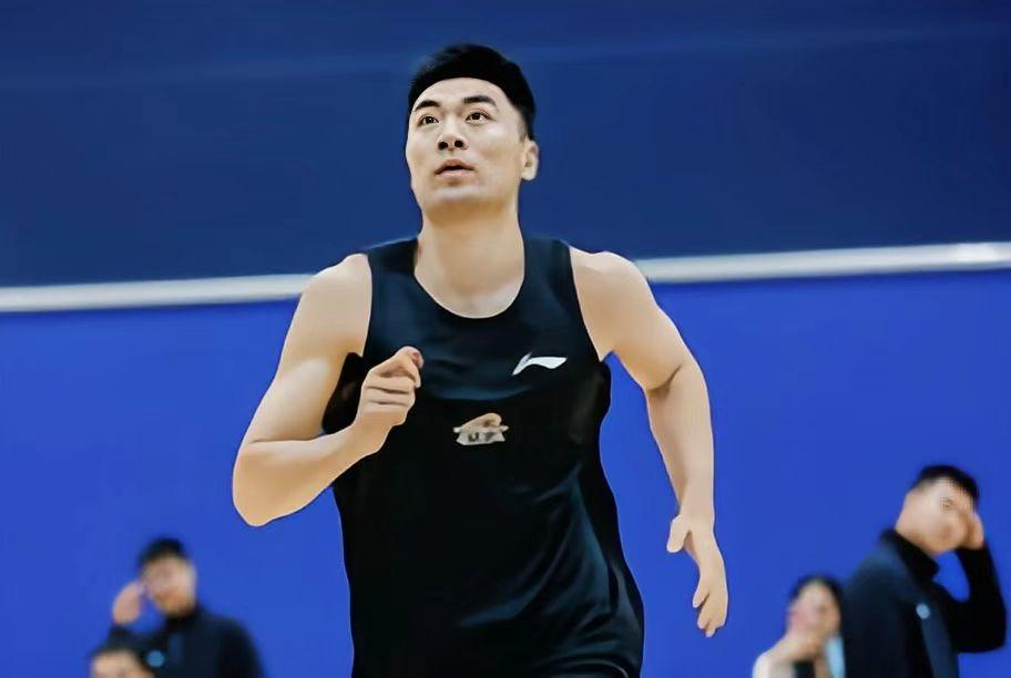 今晚CBA常规赛，辽宁将再次开启客场之旅，此次他们将面对南京同曦，本场比赛辽宁方