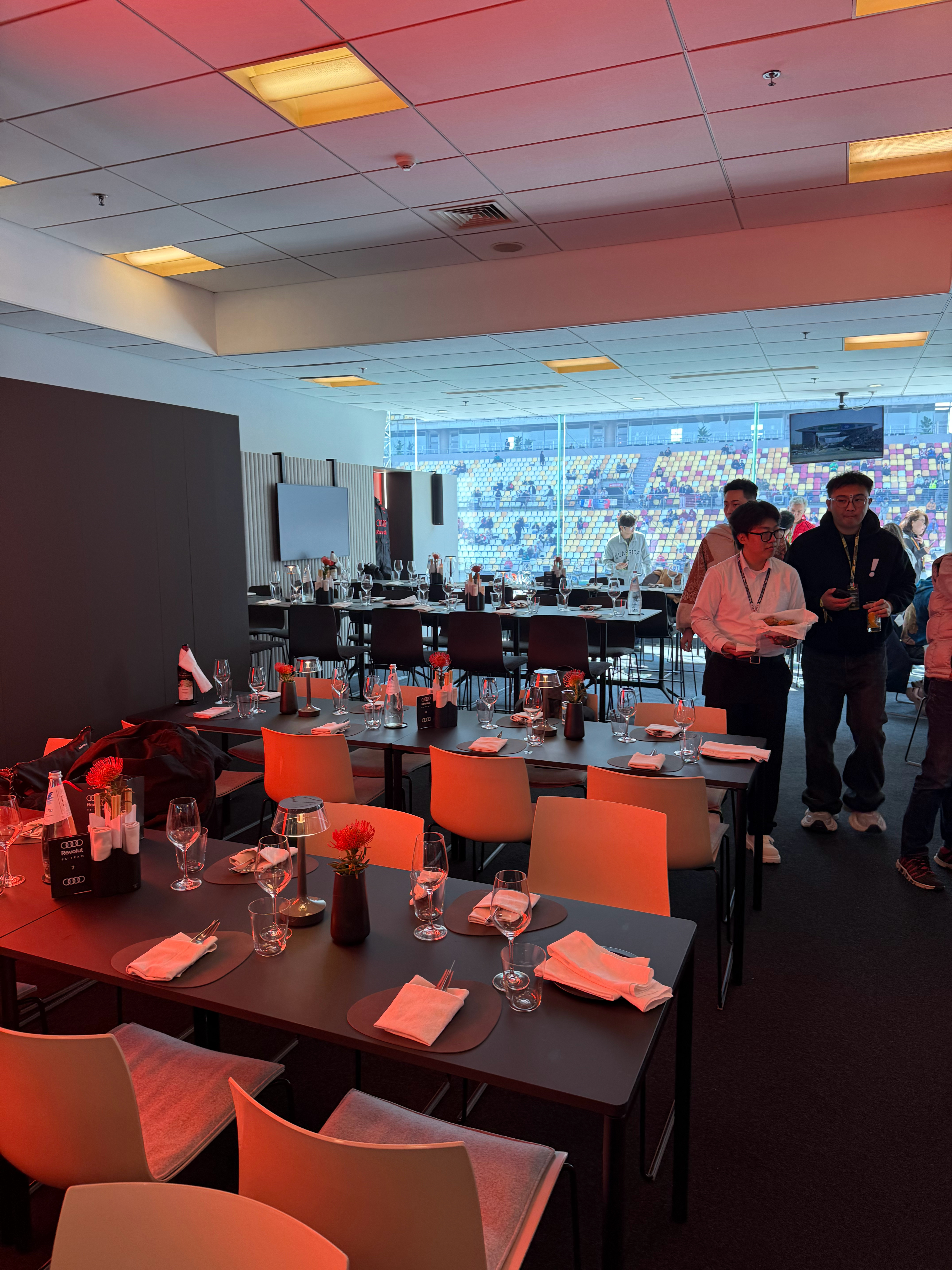 20年老F1车迷（半脱节）和2026年新秀车队（有钱有技术）Audi Revol