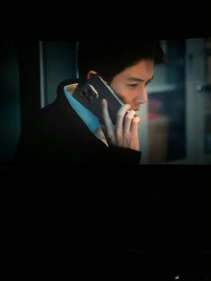 我们已经错过檀健次很久了 檀健次的多面魅力太戳人！音乐里专注发光，戏里《震耳欲聋