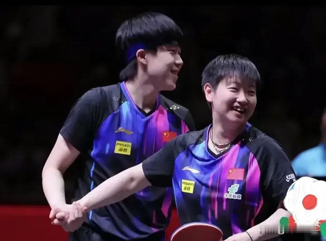 现在明白为什么大家喜欢看“莎头组合”的比赛了！
首先，王楚钦和孙颖莎的单打实力非