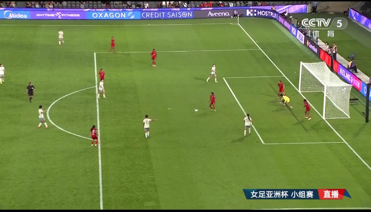 2分钟连进2球，中国女足上半场2-0领先孟加拉国。

女足亚洲杯小组赛B组第一轮