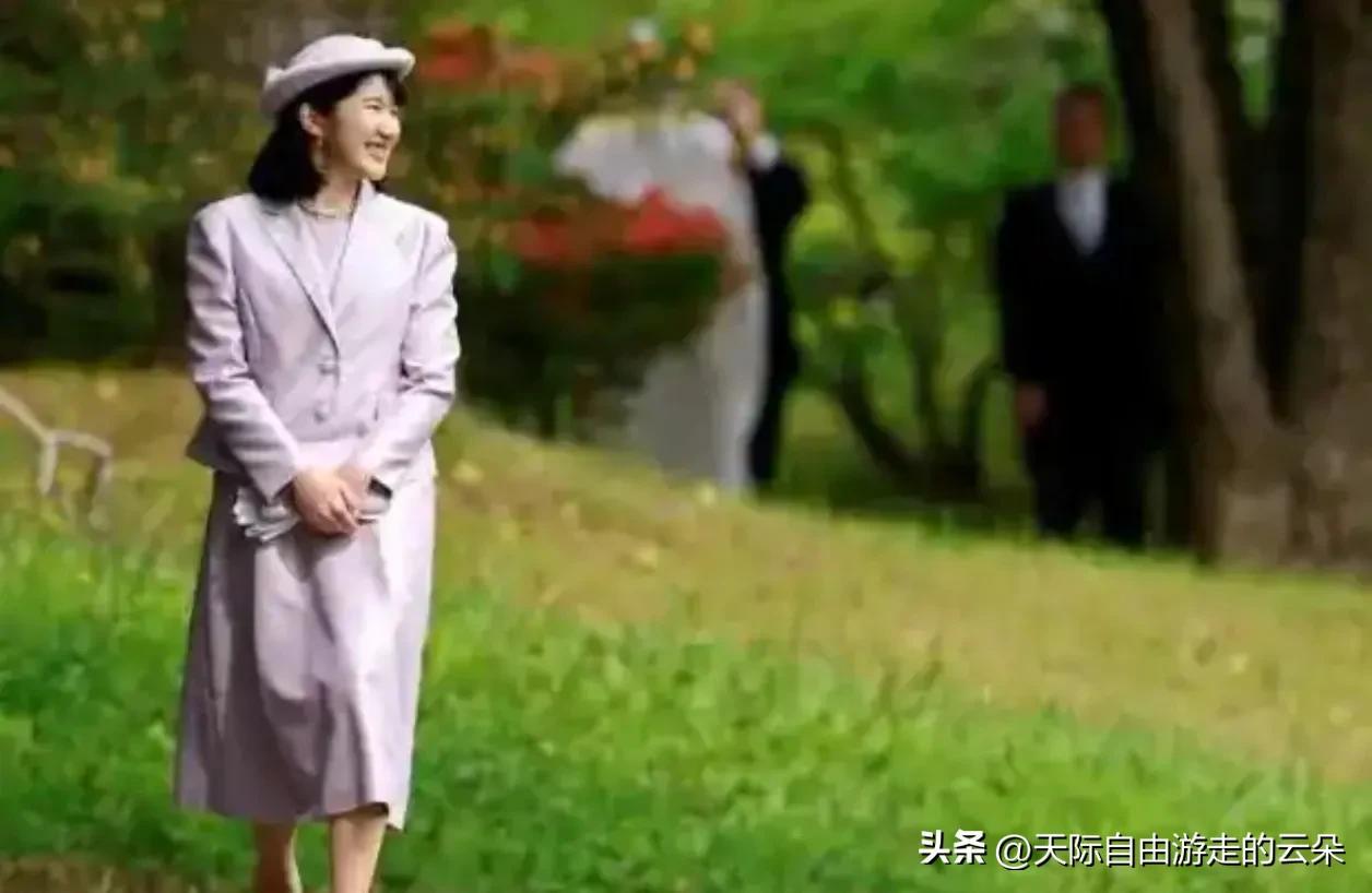 断“女天皇”之路！日本强行通过《皇室法》修正案，允许收养子延续男系血统

日本皇