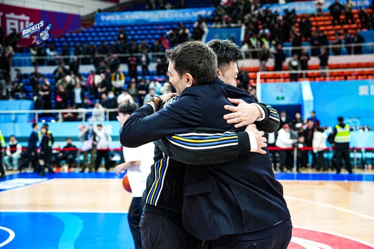 再夺首胜！宁波富邦町渥男篮三连胜收官第一阶段2月3日，CBA2025-2026赛