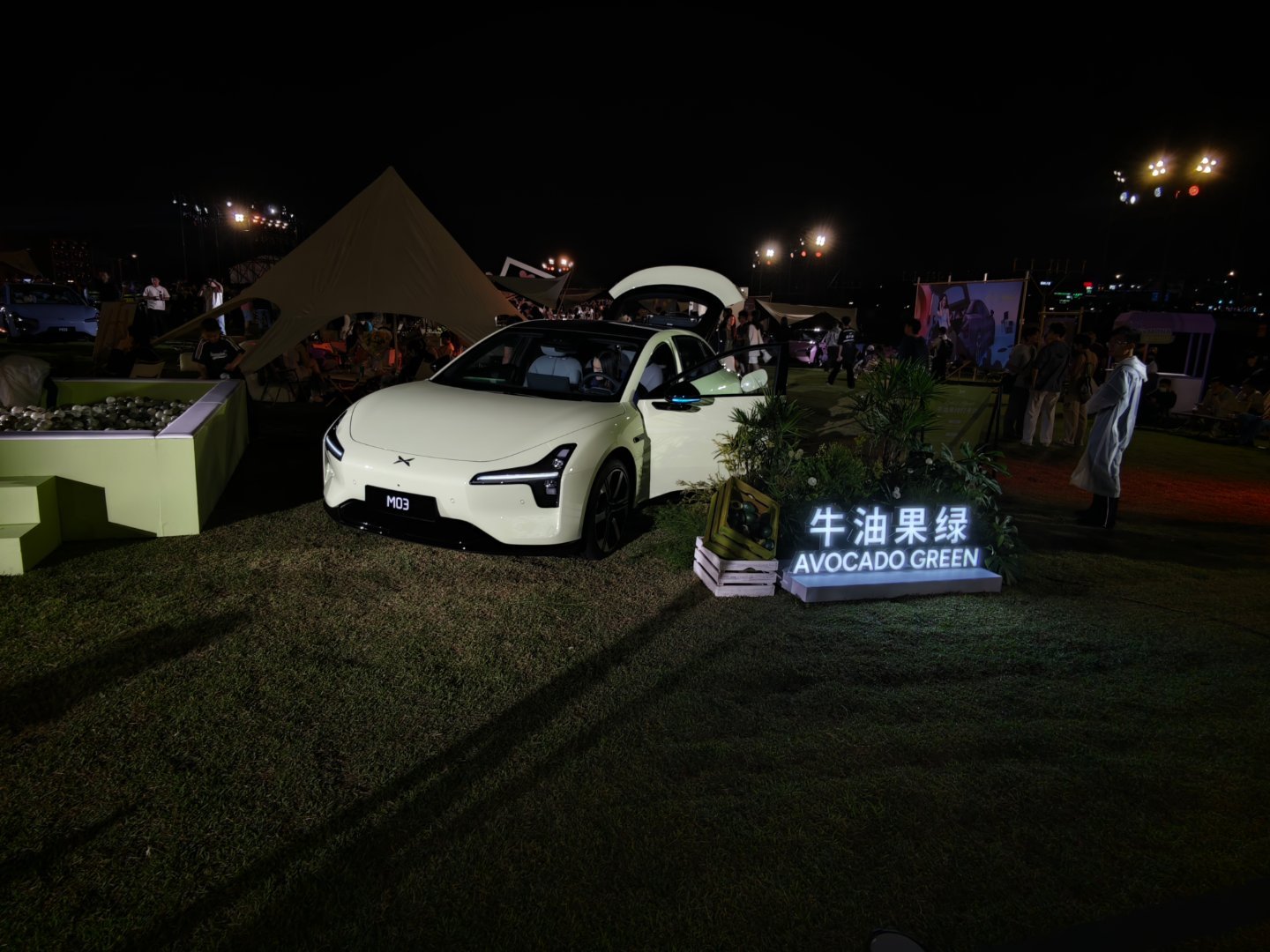 2026款小鹏mona大大大大大升级 mona m03的后备箱真大啊。这三个应该