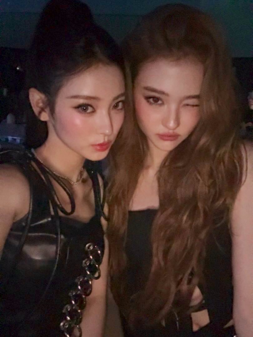 🤗 ​​​