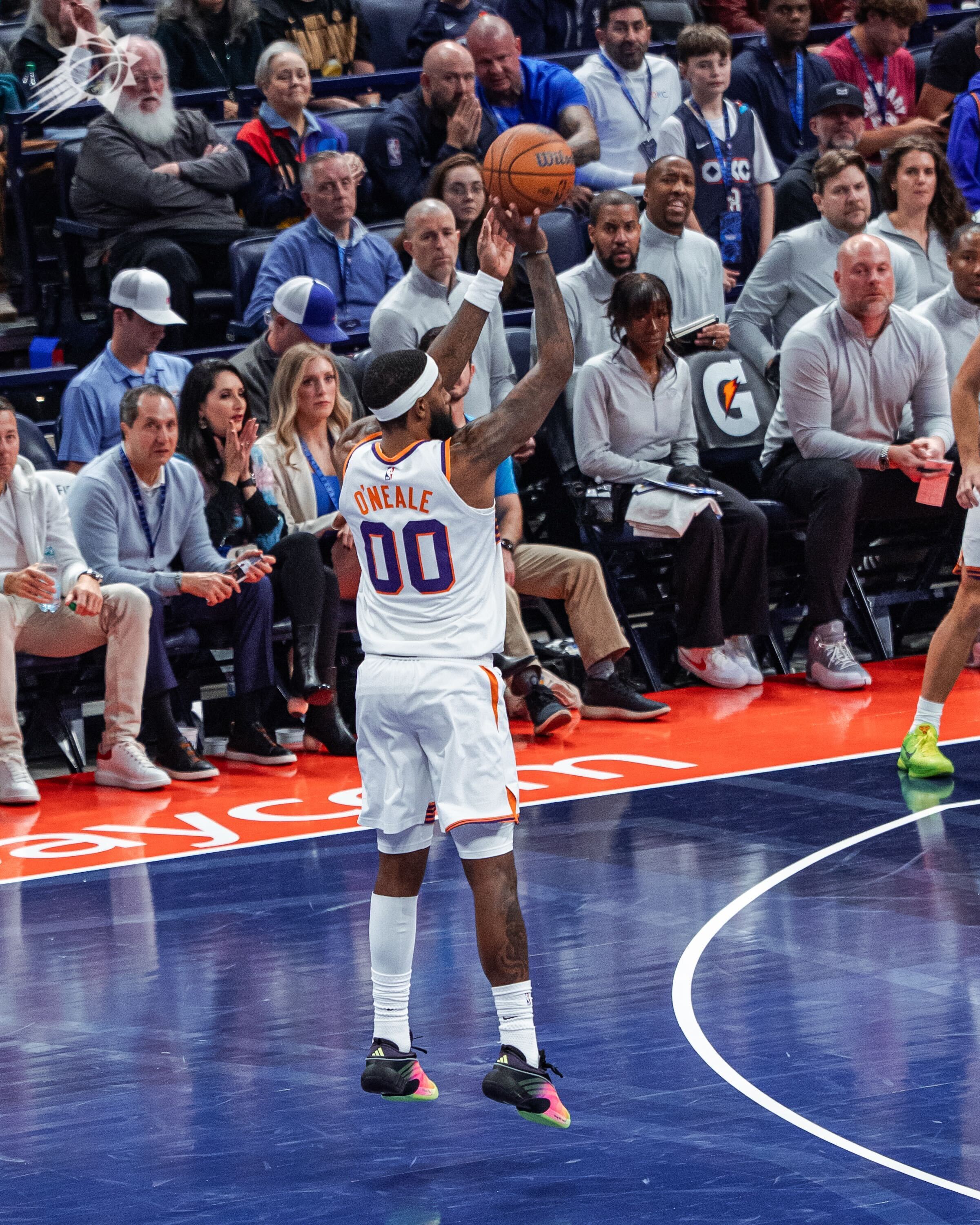 罗伊斯·奥尼尔关键三分！只剩一分分差！菲尼克斯太阳 ｜旭日东升 ｜太阳vs雷霆