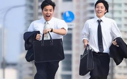 日本最恶心的职业你知道吗？本以为臀部清洁师已经够恶心了，没想到还有很多。
咱们的