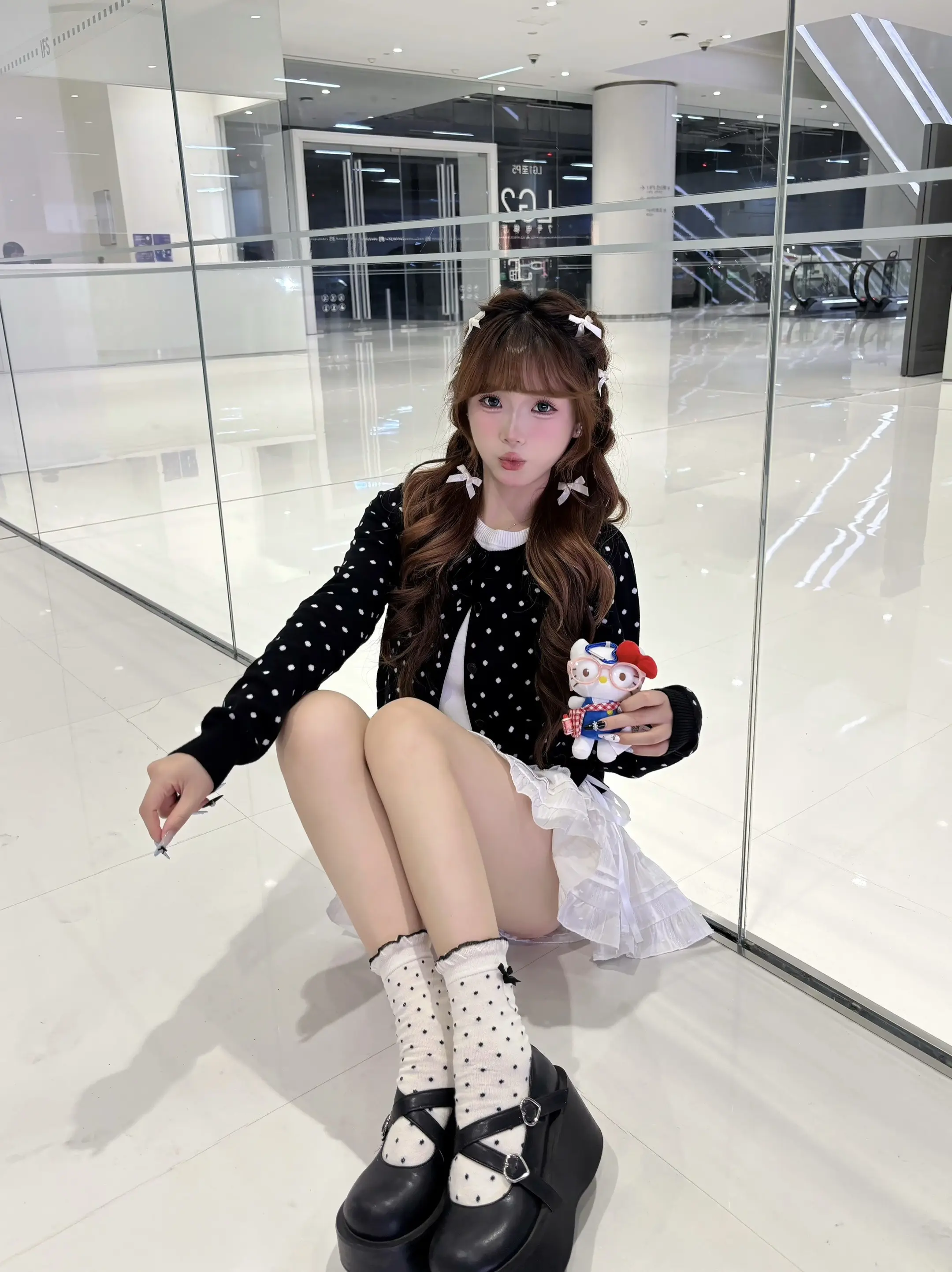 卖萌和装逼都好累啊 我站在这里呼吸两下 拜托你爱上我好不好