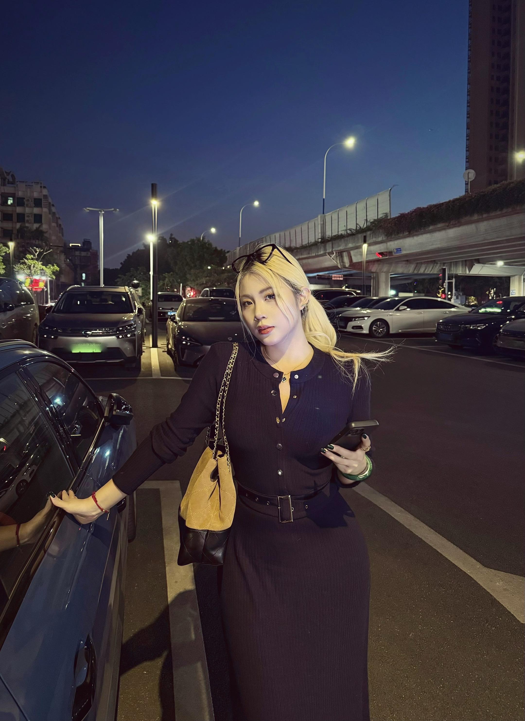 怪我普通的脸 留不住你暧昧的眼