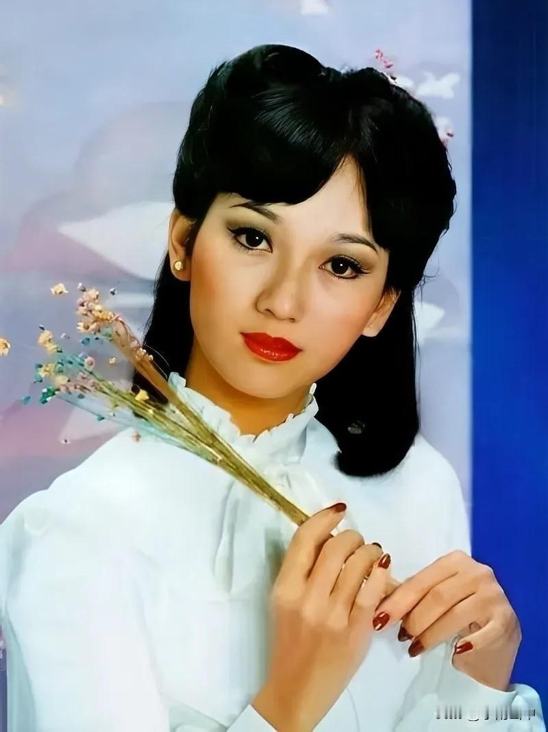 赵雅芝影楼系列图（五）