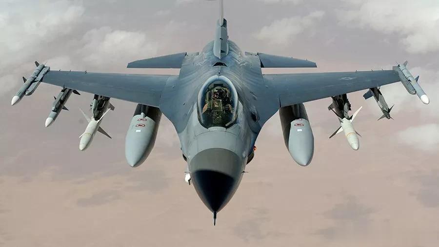 F-16可能会改变乌克兰战争的进程

乌克兰空军司令部发言人尤里·伊格纳特 (Y