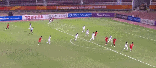 恭喜李可解锁“梅西同款成就”——单场两铁！以后U20女足也有自己的打铁匠了，建议