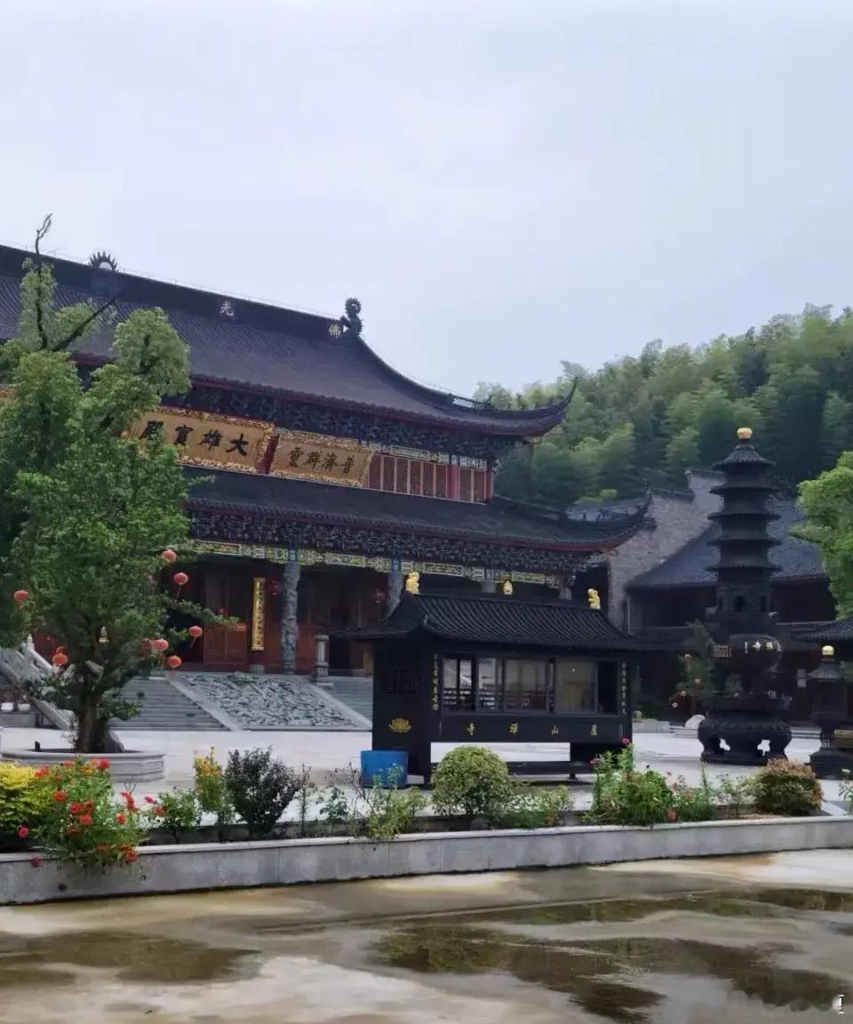 519中国旅游日微博旅行ing谁能想到千年古县余姚，还藏着这样一处清净雅致的芦山