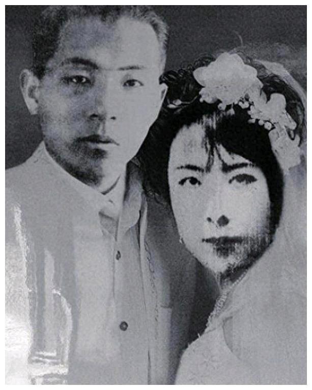 张学良于凤至新婚夜，于凤至说：“汉卿，你今后在外头有多少女人我不管，但有一条你得