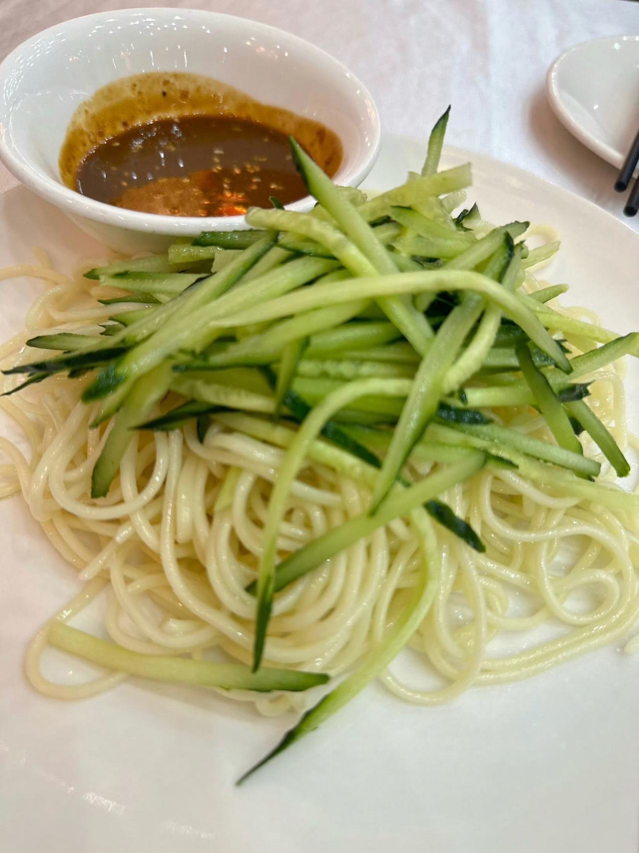 这天就适合吃凉面