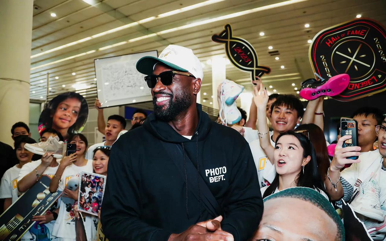 又一位NBA巨星抵达中国，在他们眼中这里遍地是黄金！

继字母哥、巴特勒、哈登等