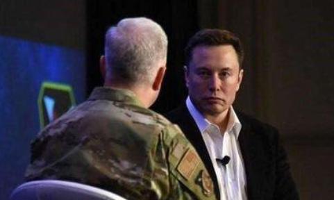 美国要变天了？马斯克再次严正警告：“如果未来爆发大国战争，美国定会在战争中落败。