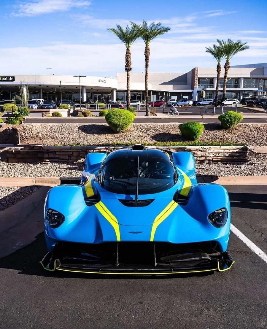 Aston Martin Valkyrie