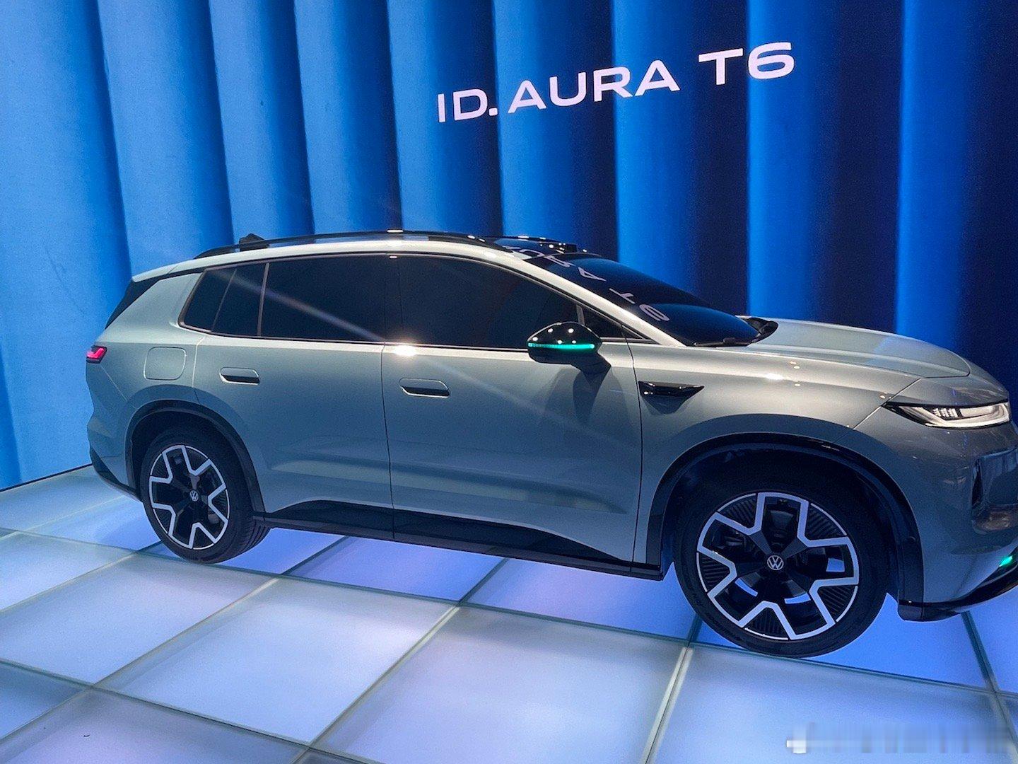 4月24日，ID. AURA T6亮相2026北京车展大众展台。新车定位纯电中型