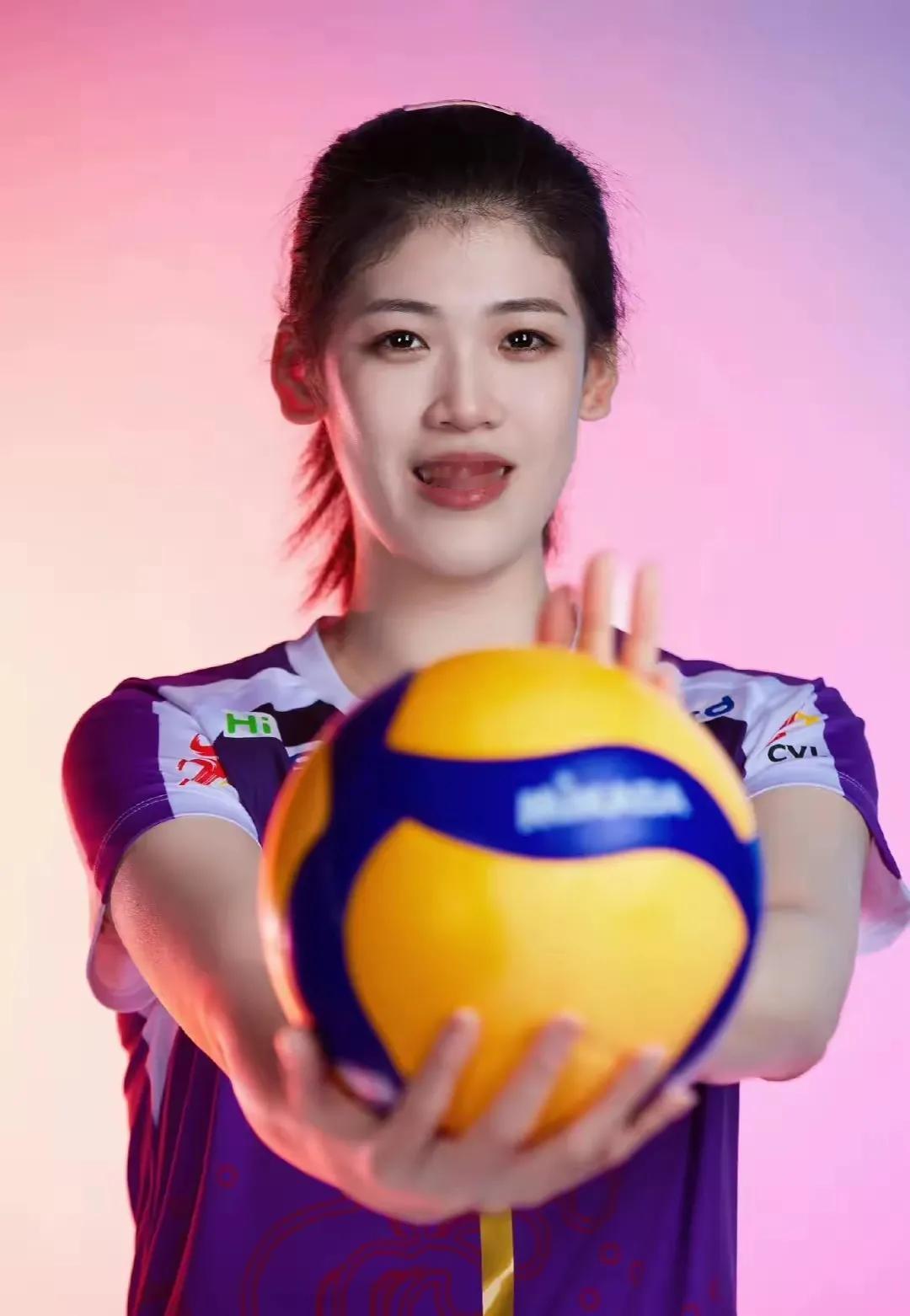 [[玫瑰][赞]女排输球日本队太尴尬，妹妹的光彩却熠熠生辉[玫瑰][赞]]
  
