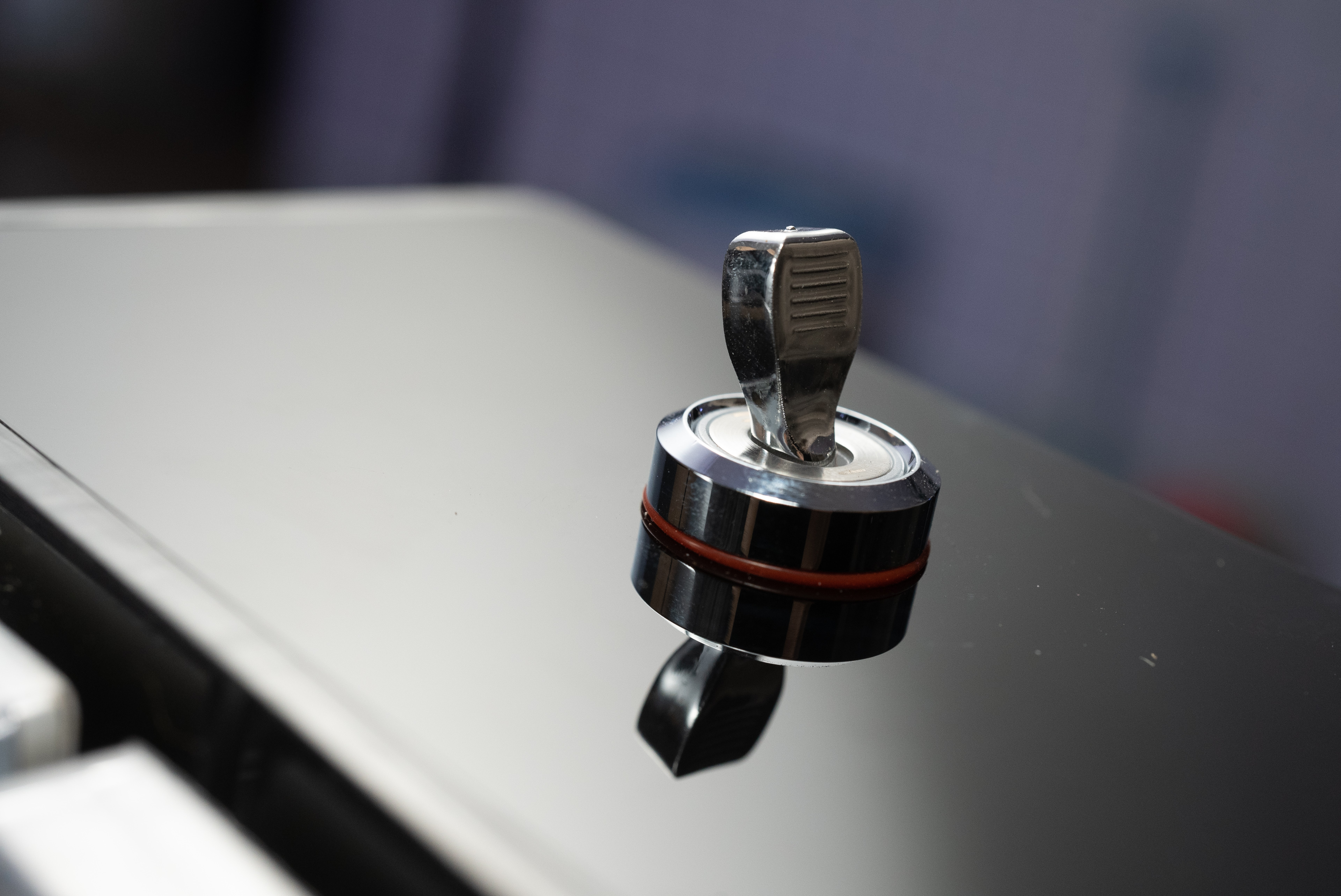 我最近一直在旅行，给你们分享一下线下普通人的主观想法：1.20万的车已经很贵了2