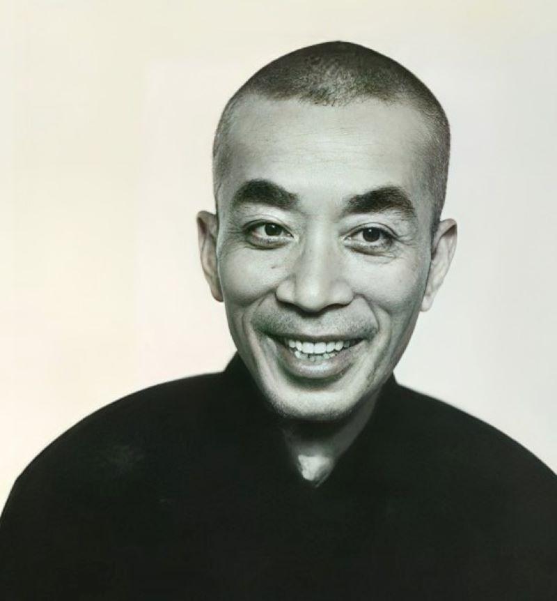 周至元，广东顺德人，周大福珠宝金行创始人。1929年在广州洪德路创办首家周大福金
