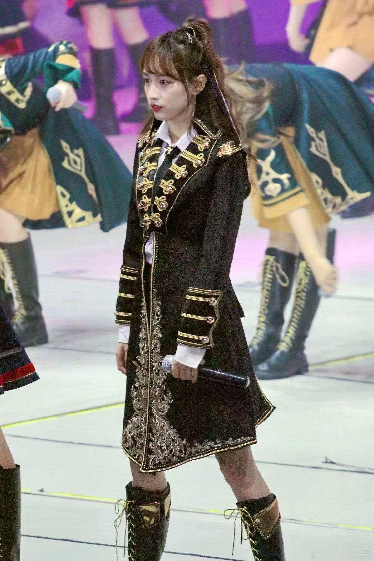 黄婷婷出道13年首场音乐节爱豆黄婷婷回来了十三年追梦步履不停，黄婷婷迎来首场音乐