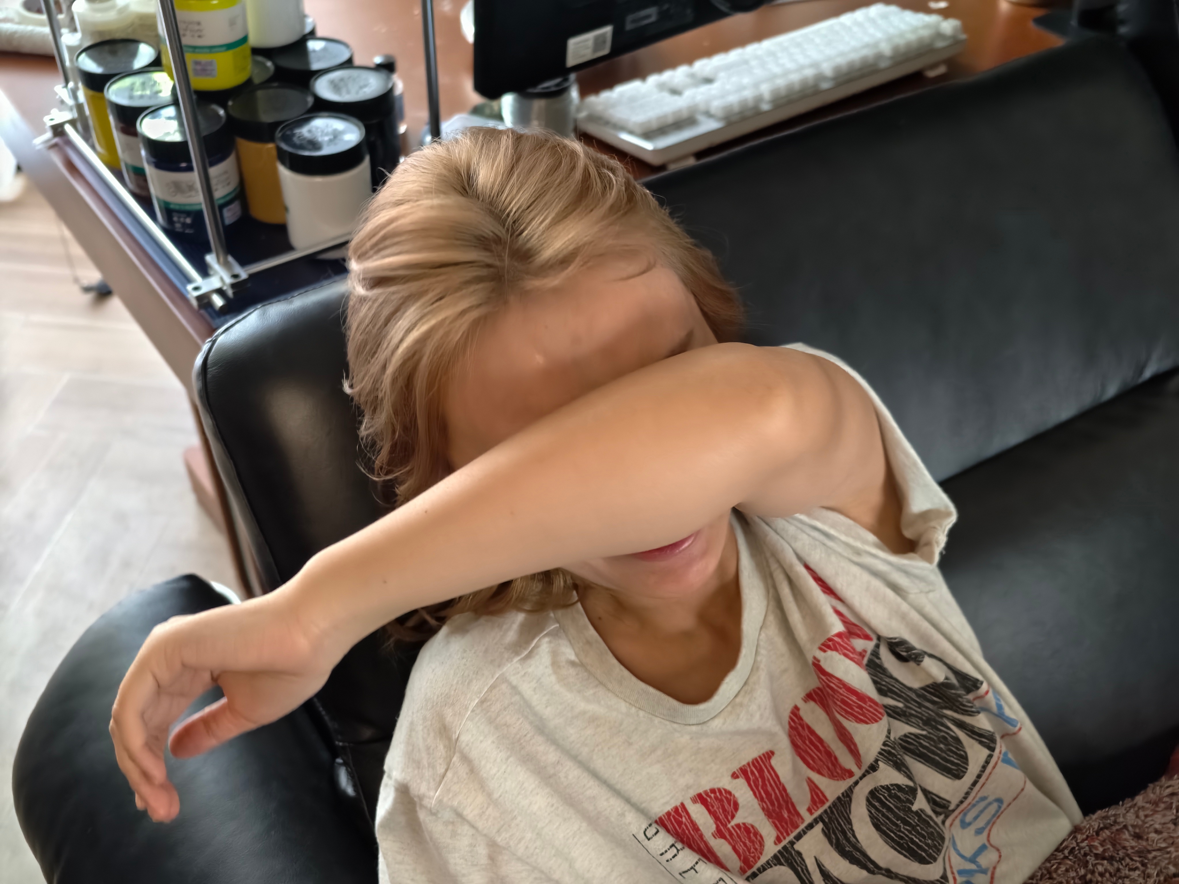 当我看到减肥瘦了七斤我说，我也要去游泳了她居然是这个反映 （注意：这是个live