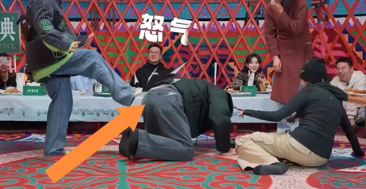 董思成，周翊然，欧阳娣娣这回太拉垮，全网都知道了？
 
天呀，绝了？
哎呀，就是